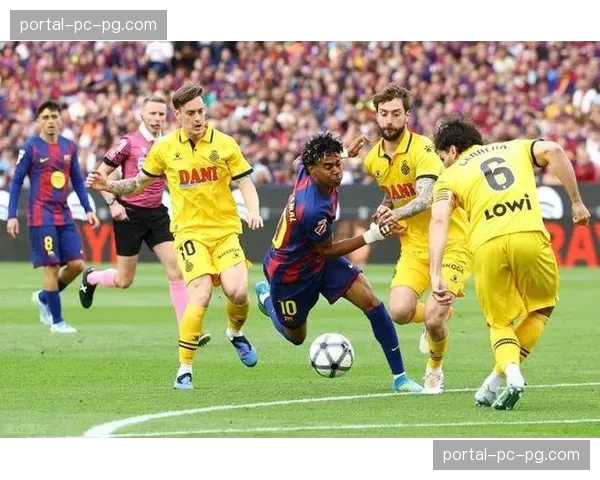 巴塞罗那4-1大胜西班牙人，亚马尔独造三球获满分评分